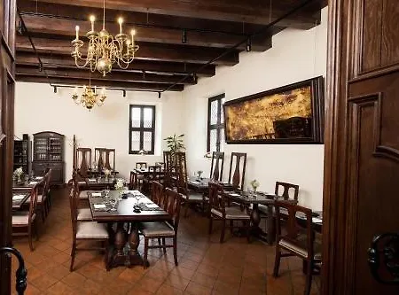 Monte Pacis In Pazaislis Otel Kaunas