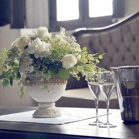 Monte Pacis Hotel In Pazaislis - Pets Travel For Free In February Hotel Kaunas