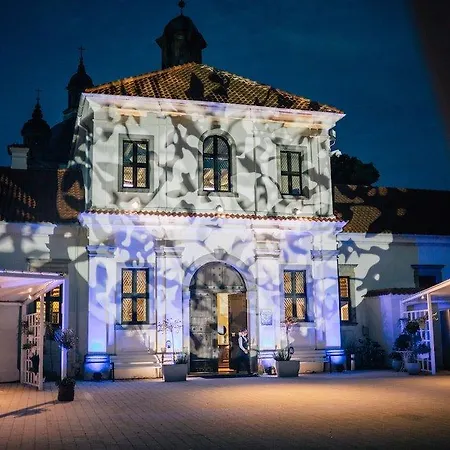 Monte Pacis Hotel In Pazaislis - Pets Travel For Free In February 4* Kaunas