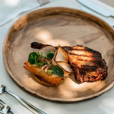 Hotel Monte Pacis Hotel In Pazaislis - Pets Travel For Free In February