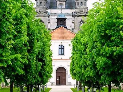 Hotel Monte Pacis Hotel In Pazaislis